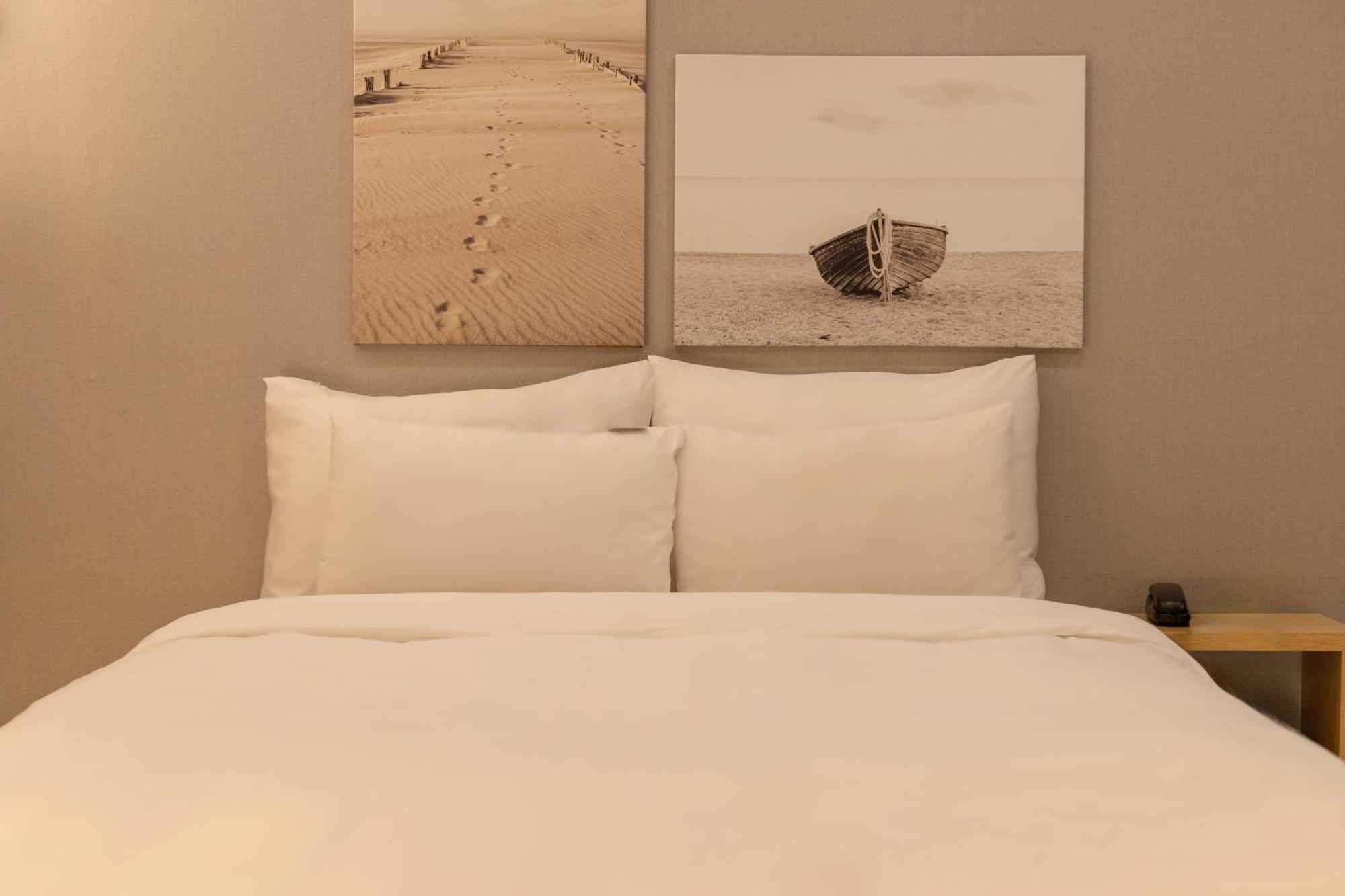Object Aank Hotel Gumi Buitenkant foto